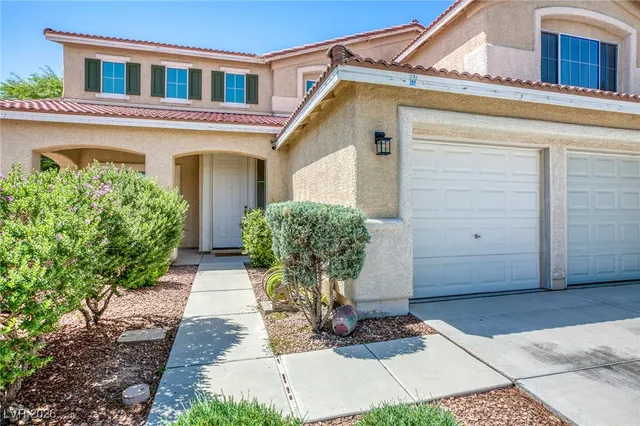 $3,000 | 6519 Giant Oak Street, North Las Vegas, NV 89084