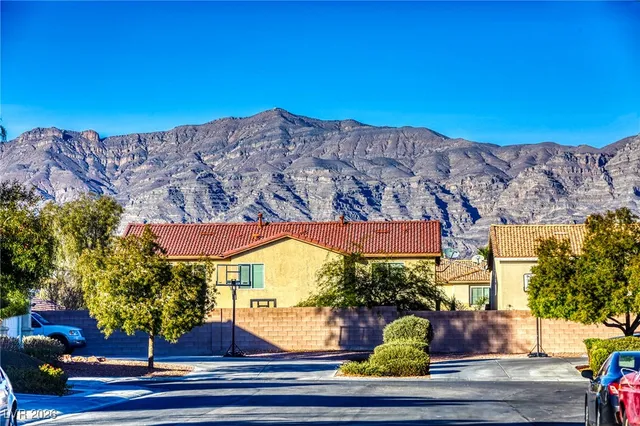 $3,000 | 6519 Giant Oak Street, North Las Vegas, NV 89084