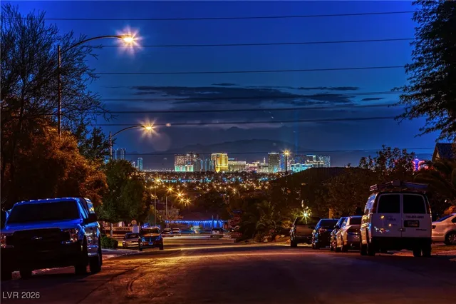 $3,000 | 6519 Giant Oak Street, North Las Vegas, NV 89084