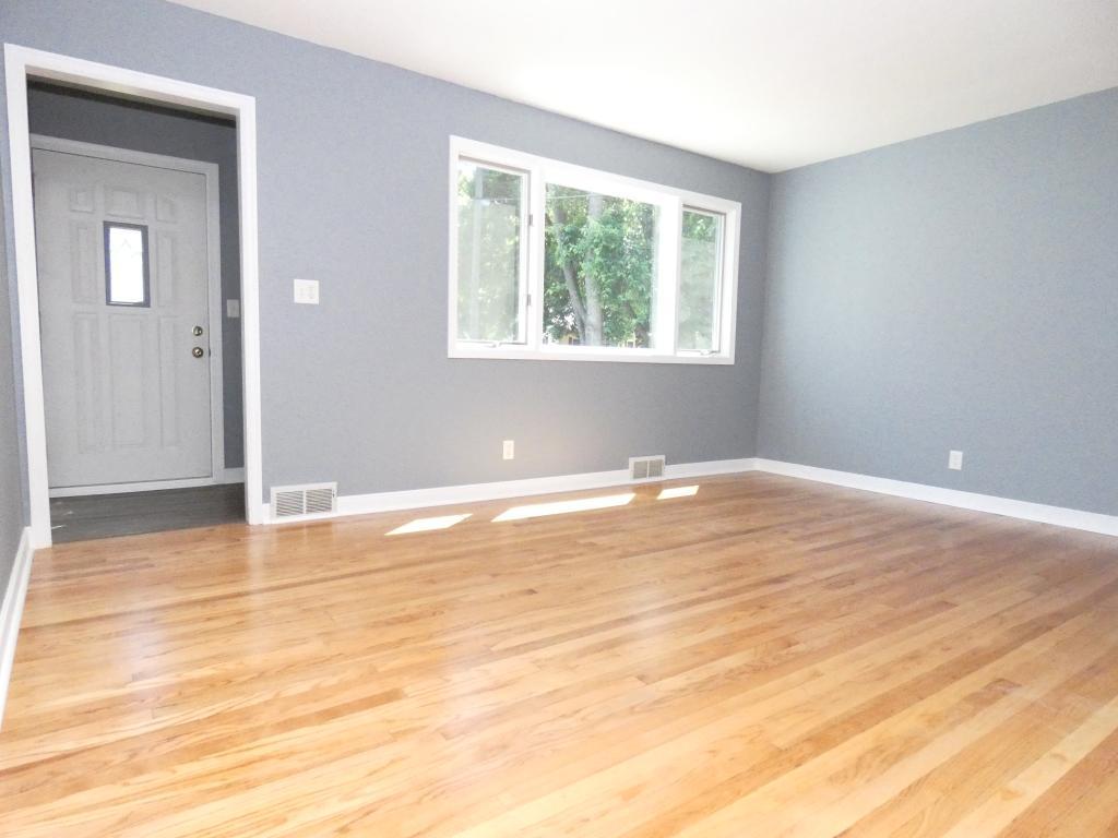 307 11th Street Hudson, WI 54016 - Photo 5 of 41 Gallery Image 5