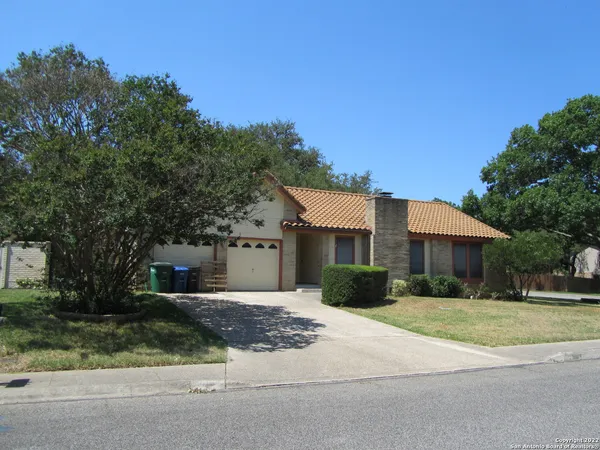 $2,300 | 1947 Encino Belle Street, San Antonio, TX 78259