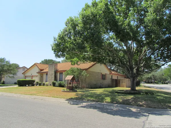 $2,300 | 1947 Encino Belle Street, San Antonio, TX 78259