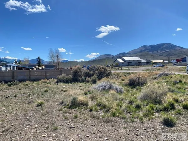 $39,500 | 921 Custer Street, Challis, ID 83226