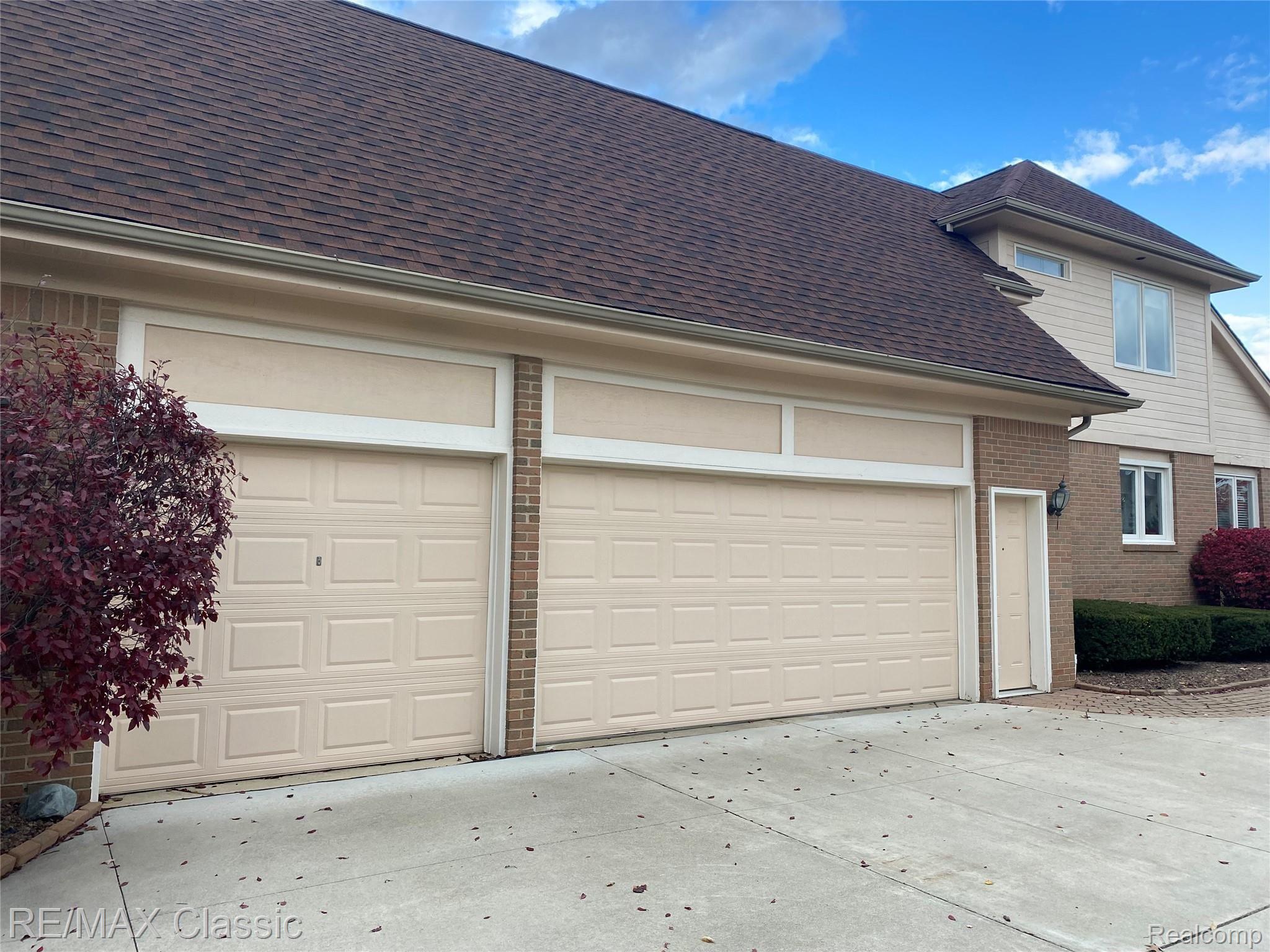 6980 Poppleton Road Canton, MI 48187 - Photo 50 of 66 Y - 3 Car Garage 1.jpeg