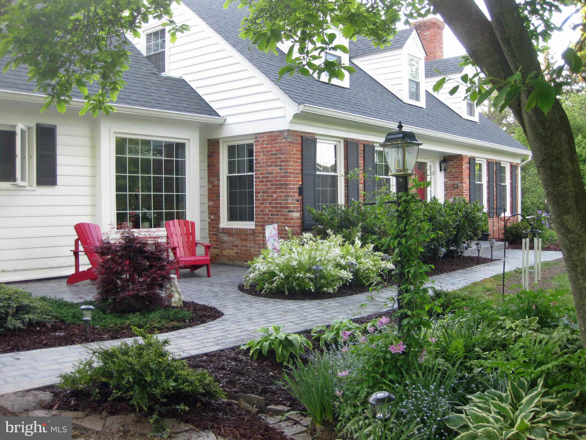 15312 Merrifields Court Silver Spring, MD 20906 - Photo 2 of 30 Inviting walkway and front patio