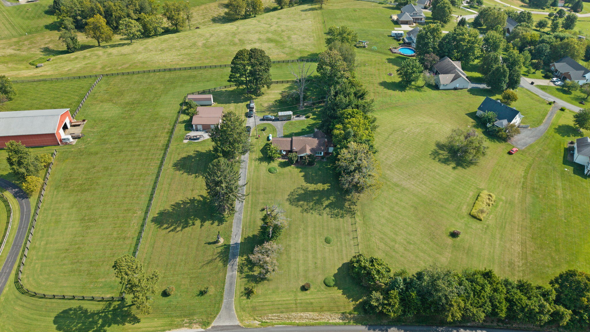 702 Rogers Road Lancaster, KY 40444 - Photo 43 of 60 72-web-or-mls-DJI_20260831105331_0004_D