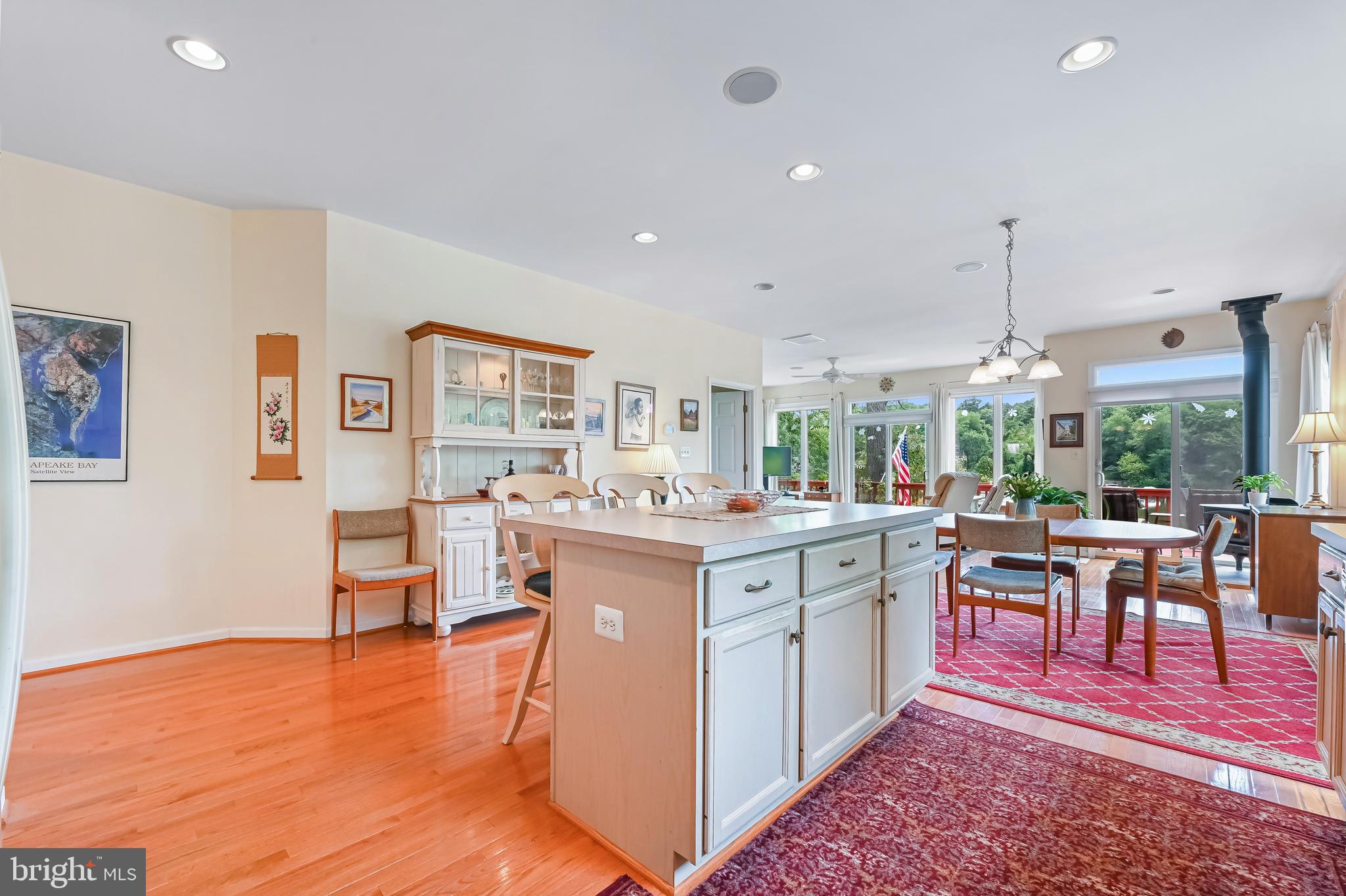 Island has seating and storage