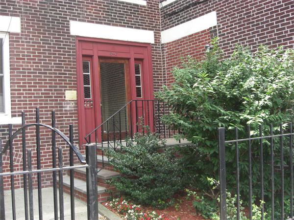 5 Saybrook Street, Unit 1 Boston, MA 02135 - Photo 2 of 9