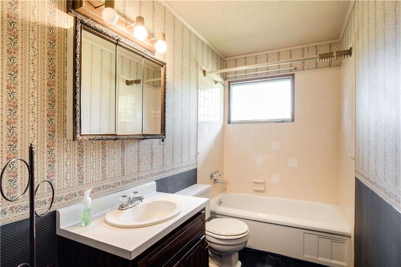 213 Holly Place Road Mount Pleasant, PA 15666 - Photo 16 of 25 Gallery Image 16
