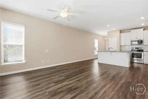 $2,300 | 116 Ainsdale Drive, Richmond Hill, GA 31324