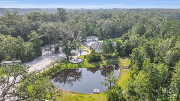 $2,300 | 116 Ainsdale Drive, Richmond Hill, GA 31324