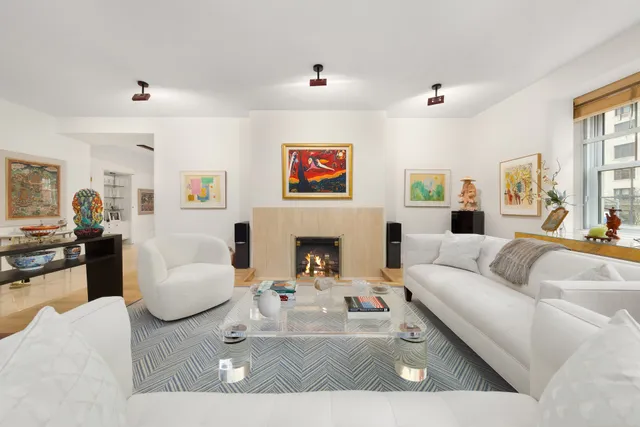 $6,995,000 | 860 Park Avenue, Unit 3 | Upper East Side