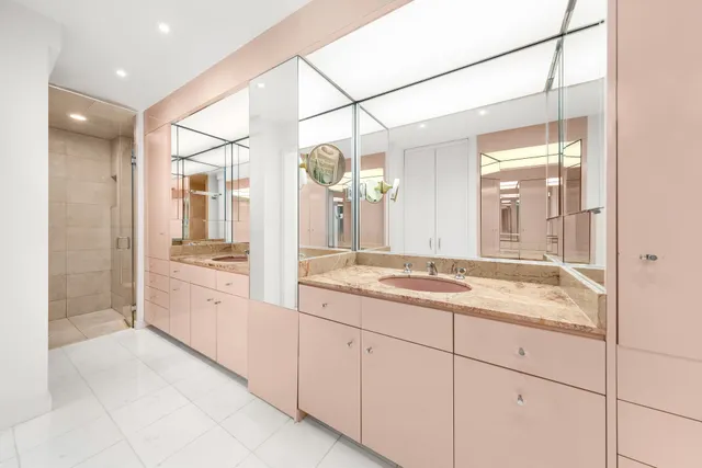 $6,995,000 | 860 Park Avenue, Unit 3 | Upper East Side