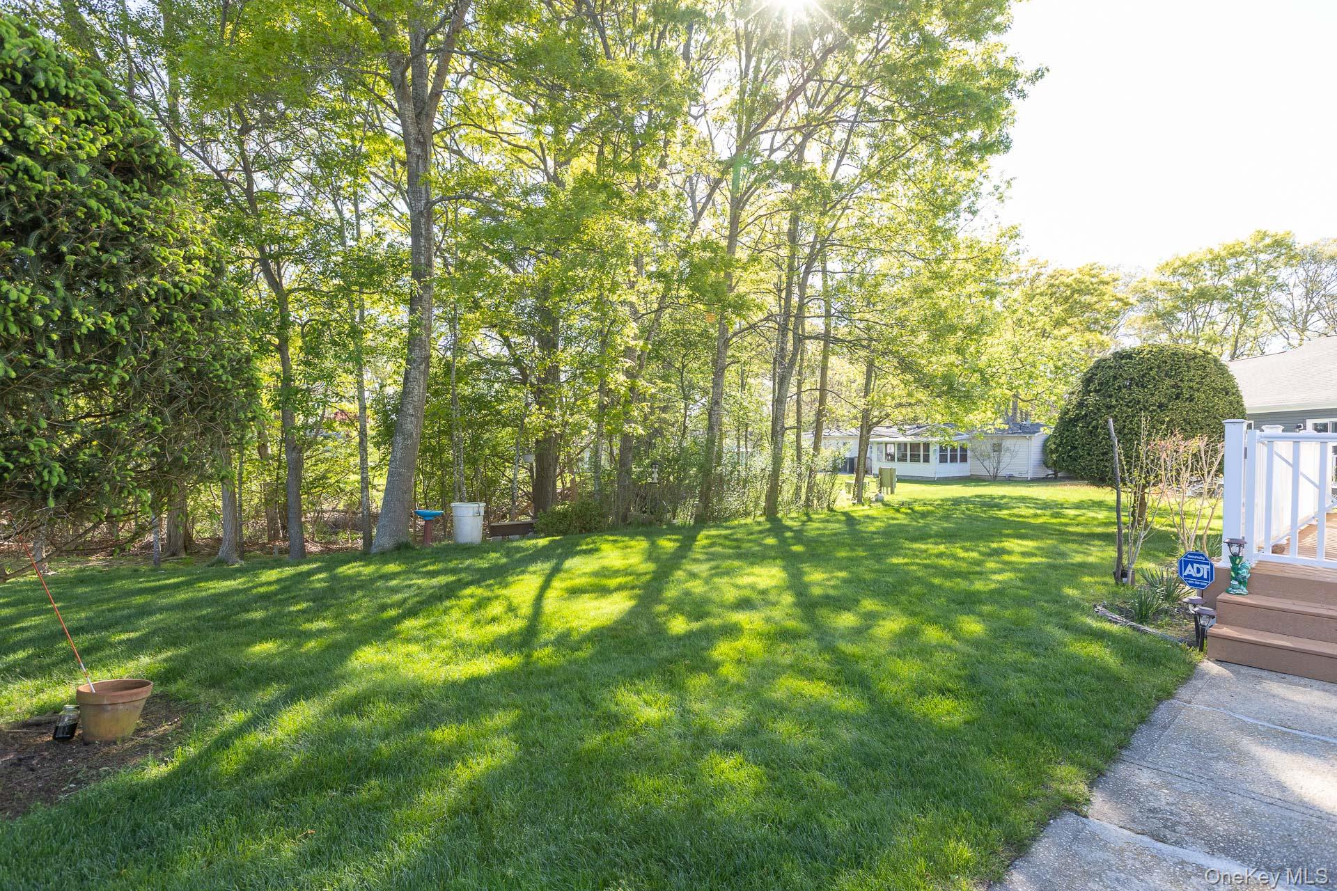 1407 Middle Road, Unit 83 Calverton, NY 11933 - Photo 25 of 37