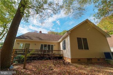 405 River Road Chestertown, MD 21620 - Photo 4 of 23 Exterior (Rear)