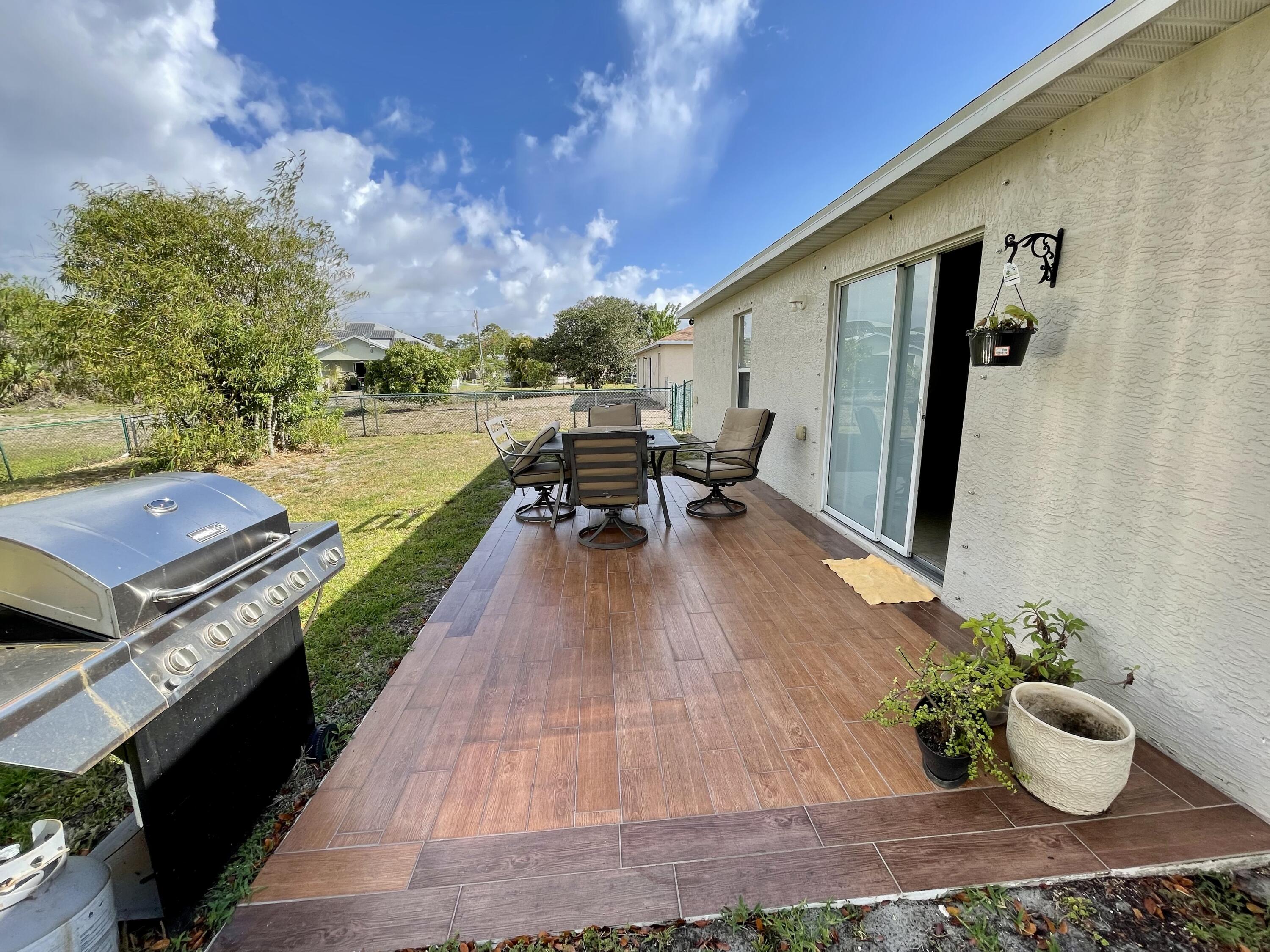 4226 Southwest Ragen Street Port St. Lucie, FL 34953 - Photo 12 of 16 IMG_5765