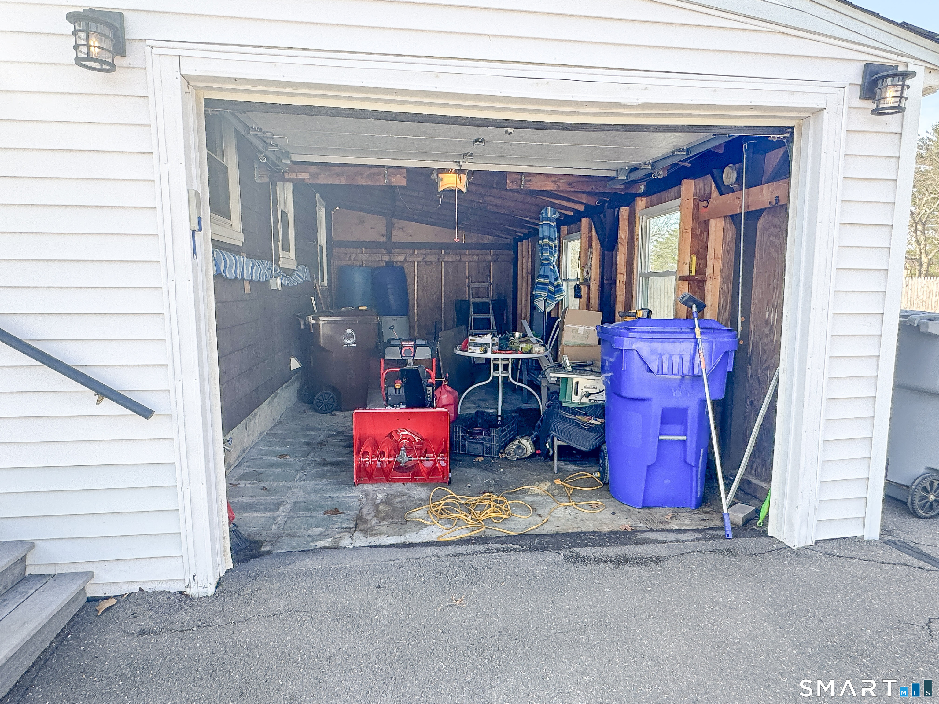 15 Pine Hill Road Enfield, CT 06082 - Photo 15 of 36