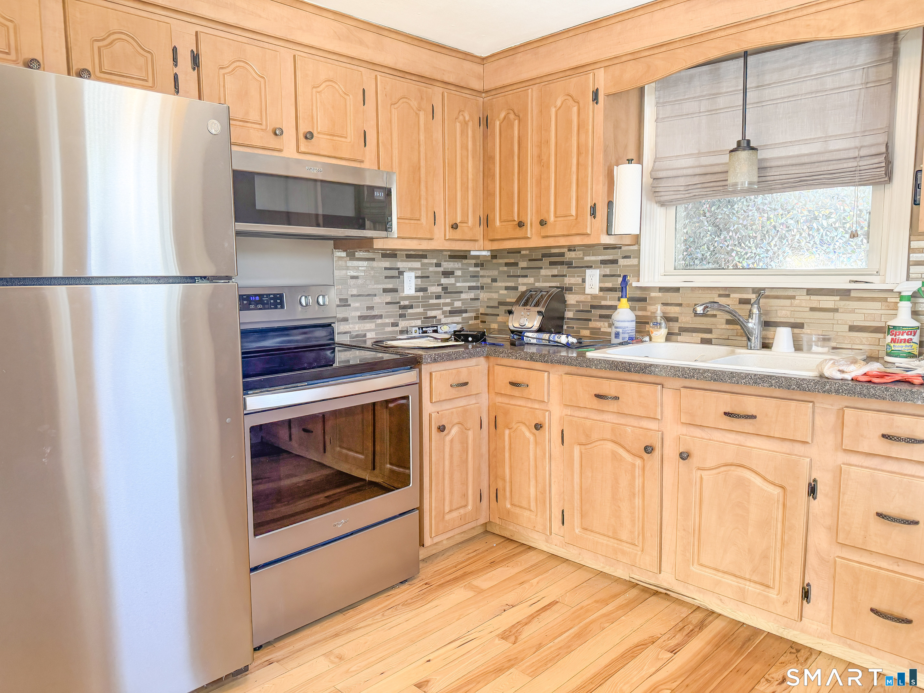 15 Pine Hill Road Enfield, CT 06082 - Photo 17 of 36