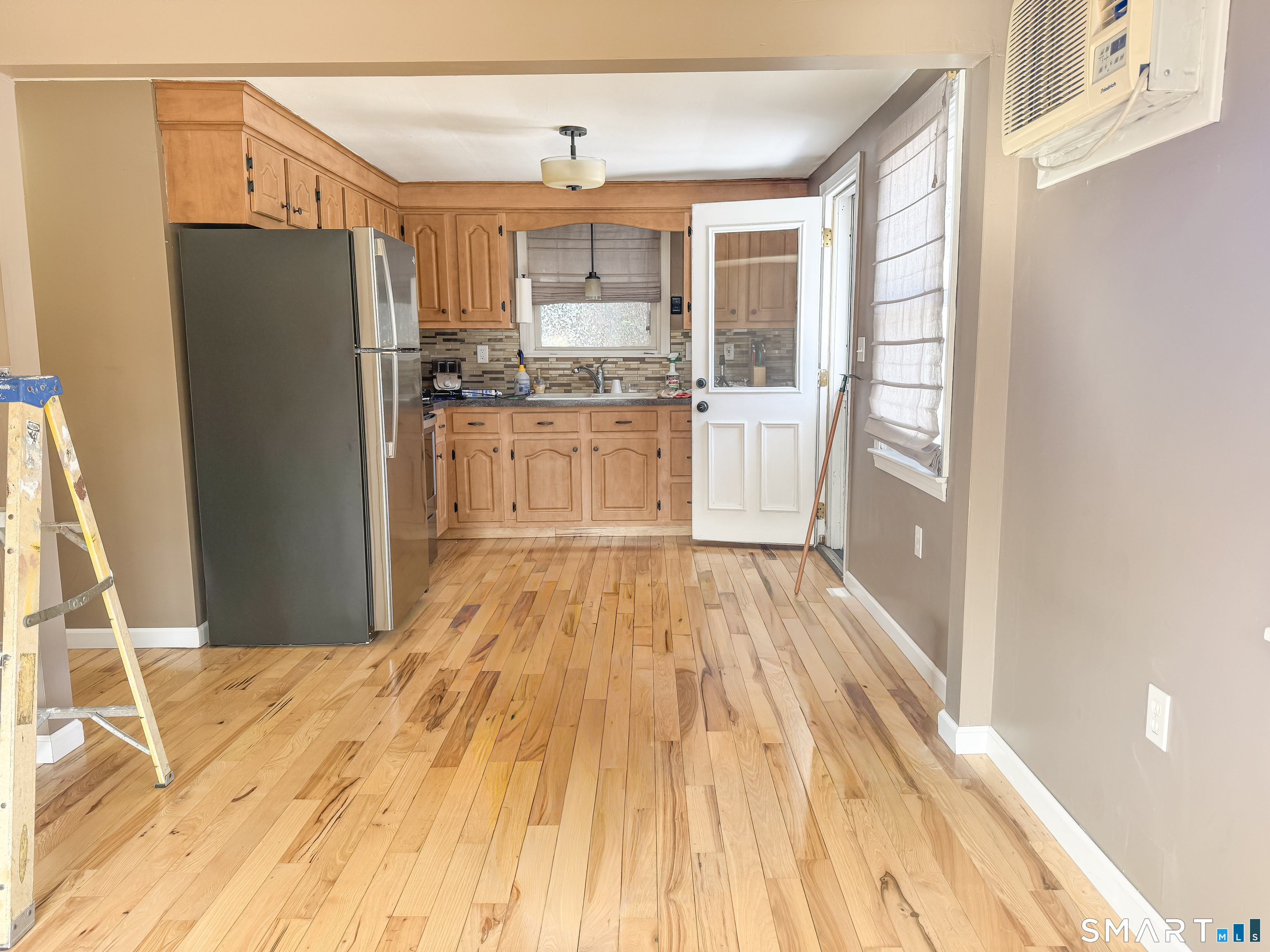 15 Pine Hill Road Enfield, CT 06082 - Photo 19 of 36