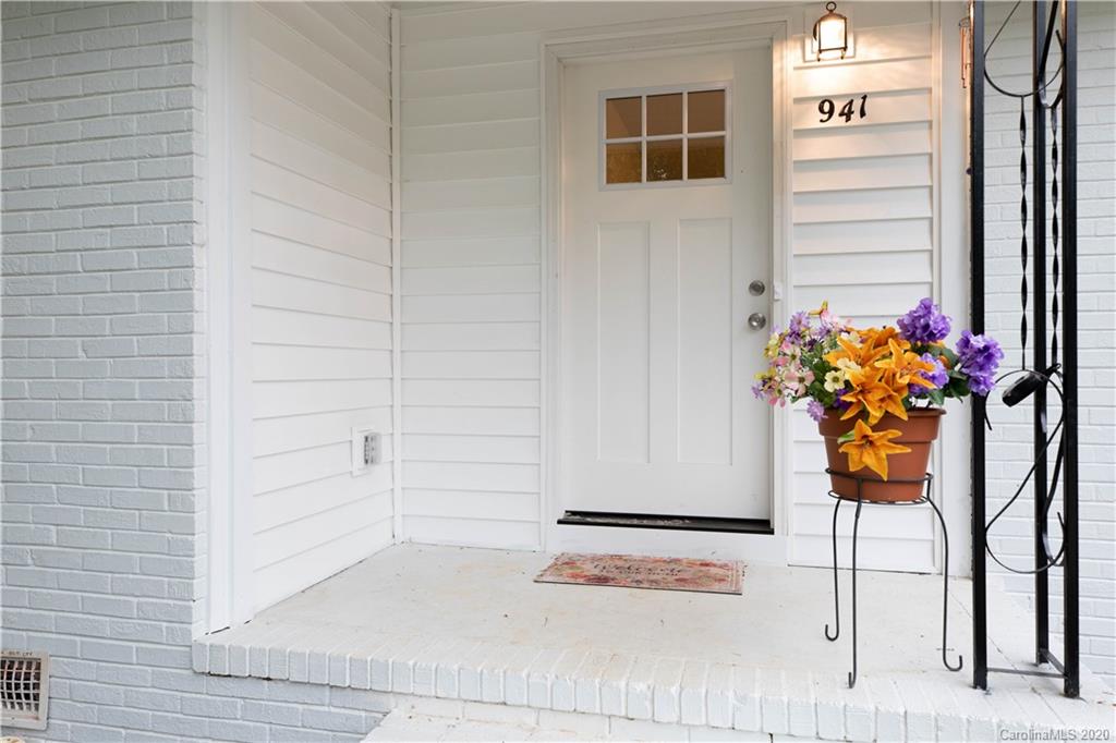941 Pebble Road Rock Hill, SC 29730 - Photo 2 of 19 Gallery Image 2