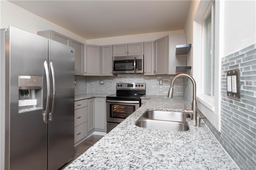 941 Pebble Road Rock Hill, SC 29730 - Photo 6 of 19 Gallery Image 6
