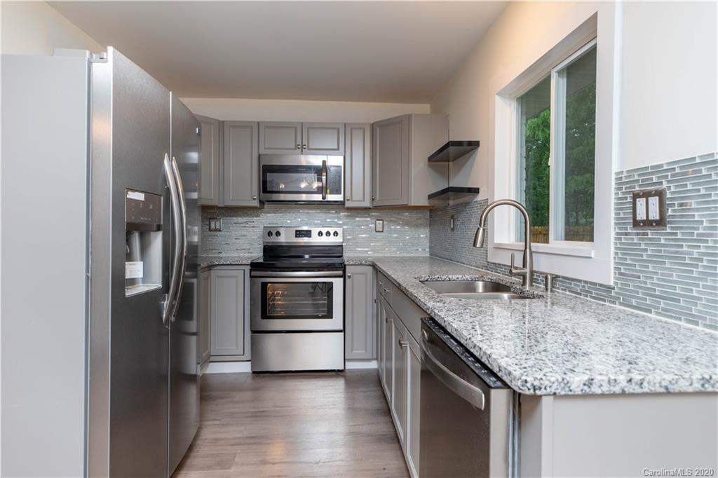 941 Pebble Road Rock Hill, SC 29730 - Photo 7 of 19 Gallery Image 7