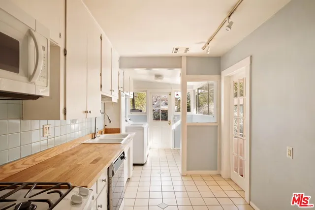 $1,300,000 | 788 Mar Vista Avenue, Pasadena, CA 91104