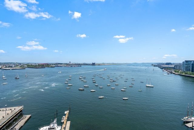 $1,330,000 | 85 East India Row, Unit 18B, Boston, MA 02110