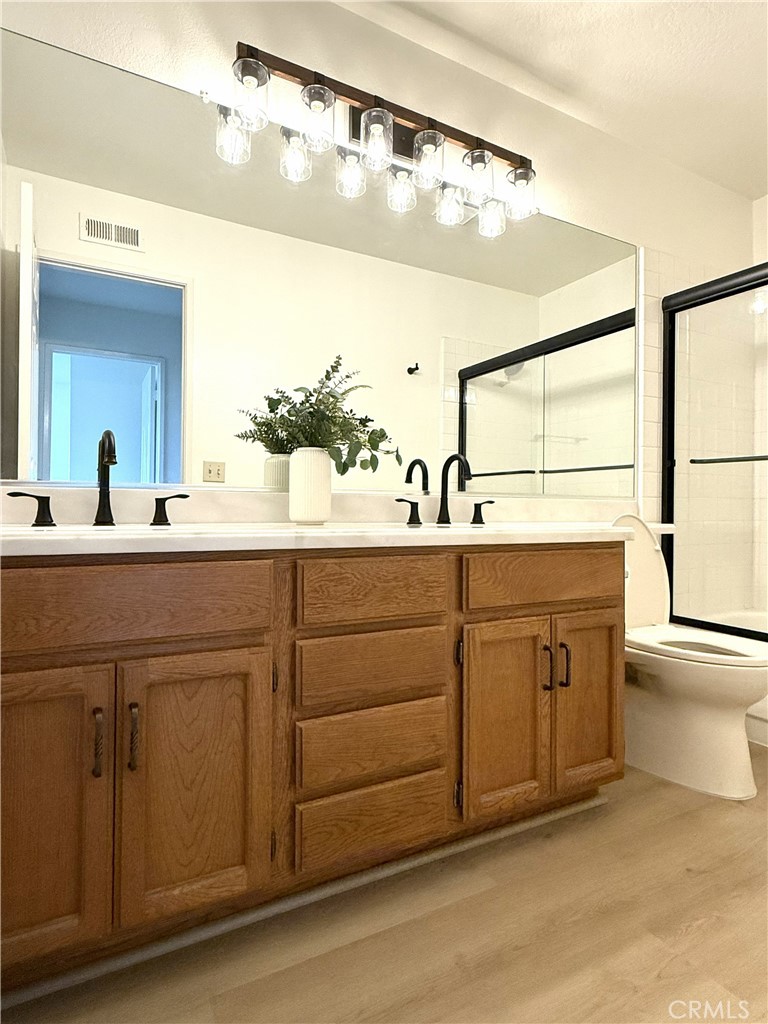 18 Decente Irvine, CA 92614 - Photo 23 of 27