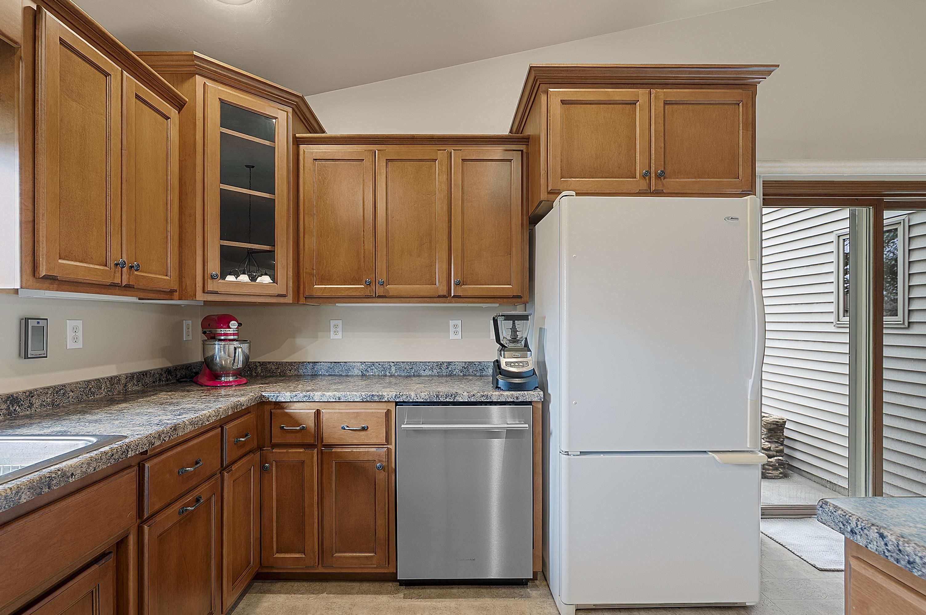 3162 Essen Road Green Bay, WI 54311 - Photo 20 of 58 Gallery Image 20