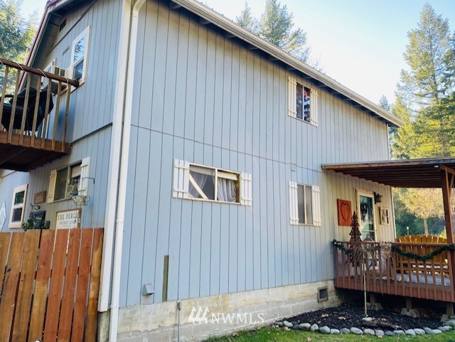 106 Sunstone Road Packwood, WA 98361 - Photo 31 of 40