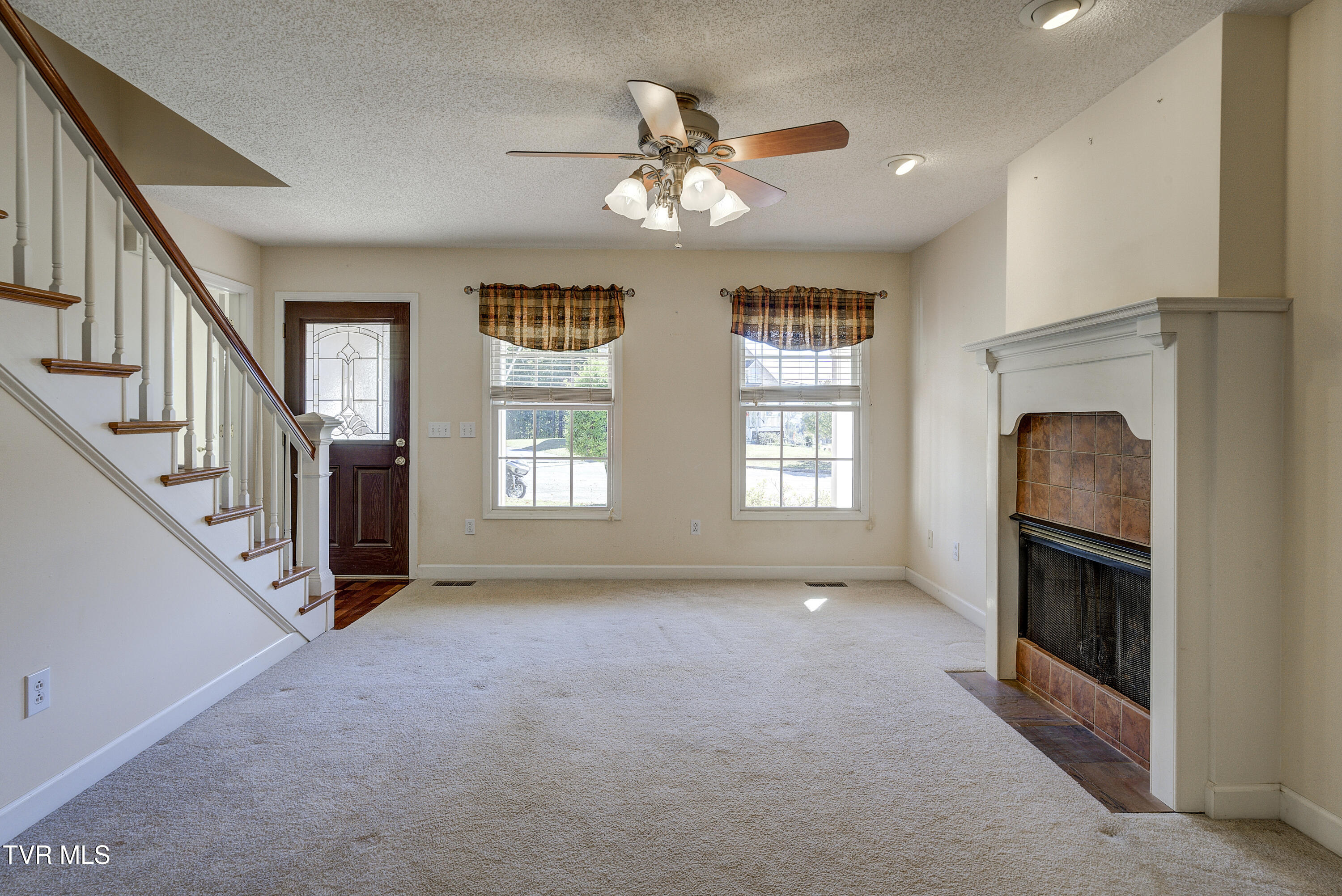 205 Reece Court North Jonesborough, TN 37659 - Photo 6 of 55 ReeceCt--5