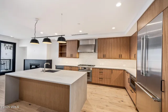 $2,795,000 | 38460 Hwy 6 Avon Co 81620, Unit 427, Avon, CO 81620