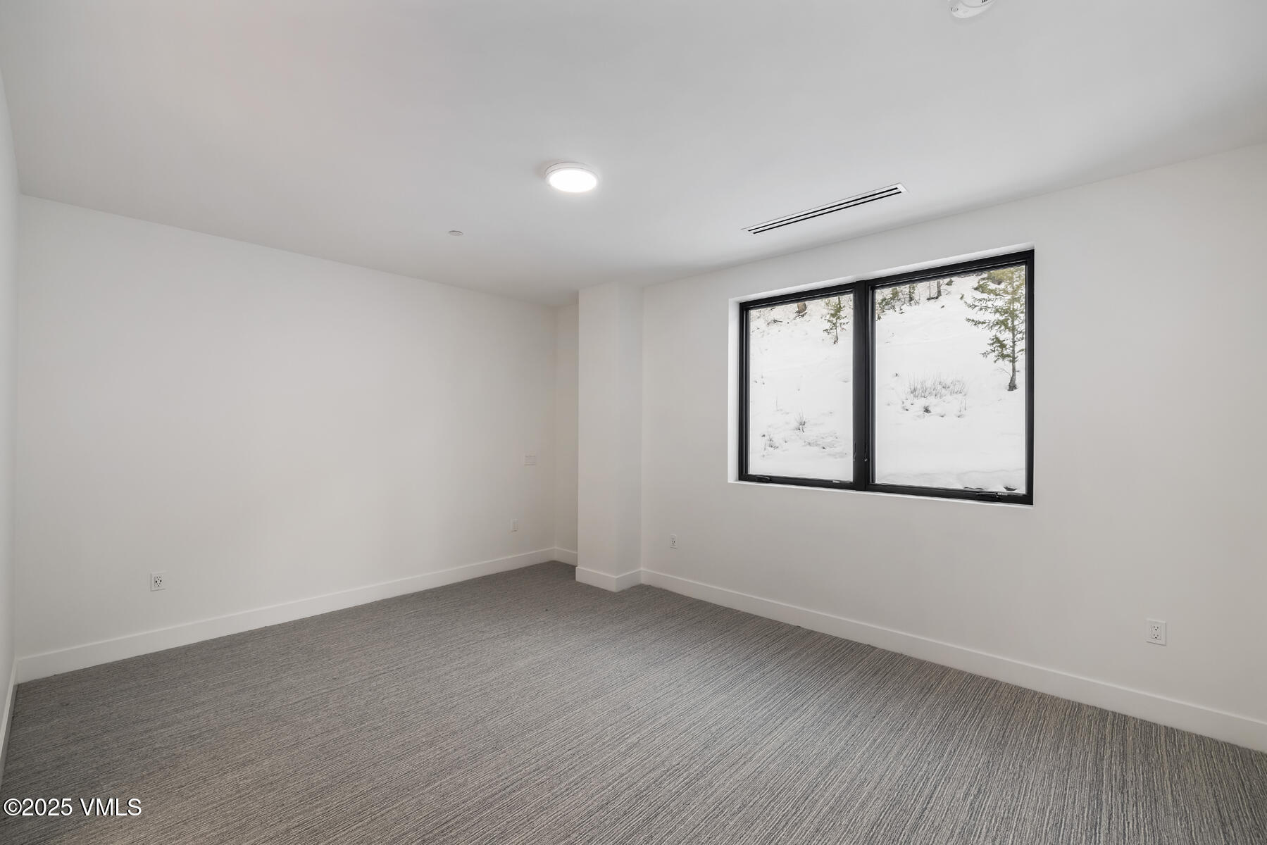 38460 Hwy 6 Avon Co 81620, Unit 427 Avon, CO 81620 - Photo 8 of 33 138A1772_1_1