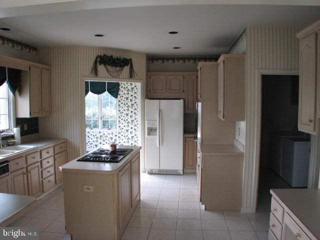 6536 Windmere Road Harrisburg, PA 17111 - Photo 5 of 9 Gallery Image 5