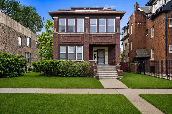 $449,000 | 7406 South Crandon Avenue, Chicago, IL 60649