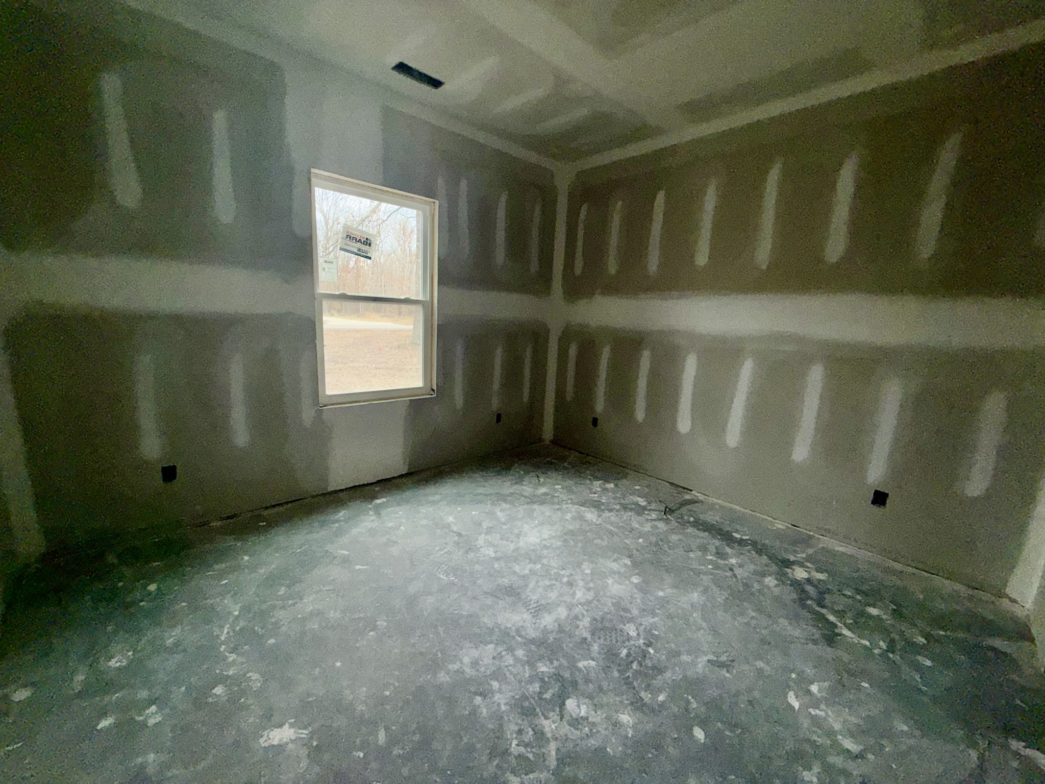 670 North Ballard Road Manchester, TN 37355 - Photo 12 of 22 a view of an empty room with a window