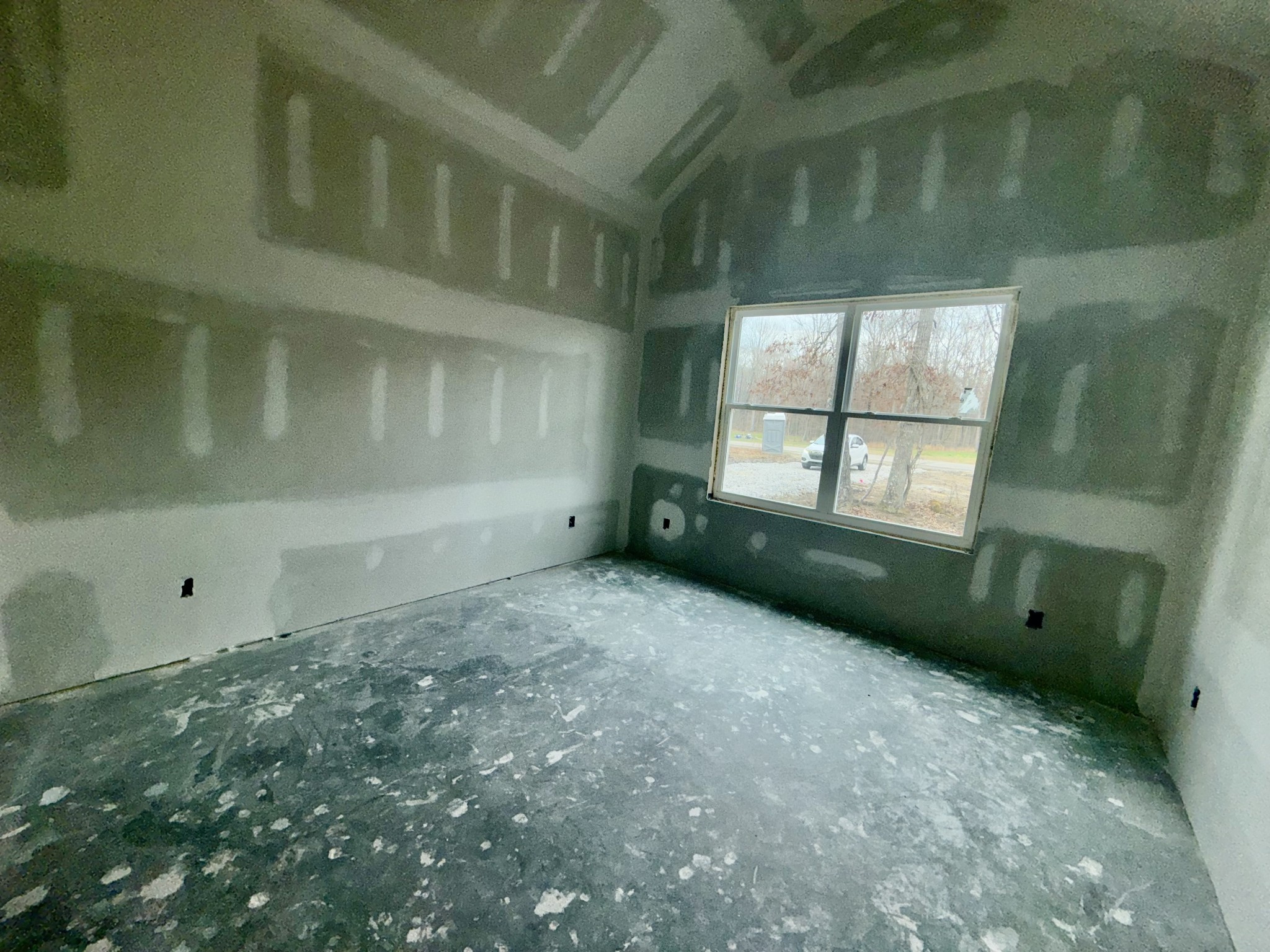 670 North Ballard Road Manchester, TN 37355 - Photo 10 of 22 a view of an empty room with a window