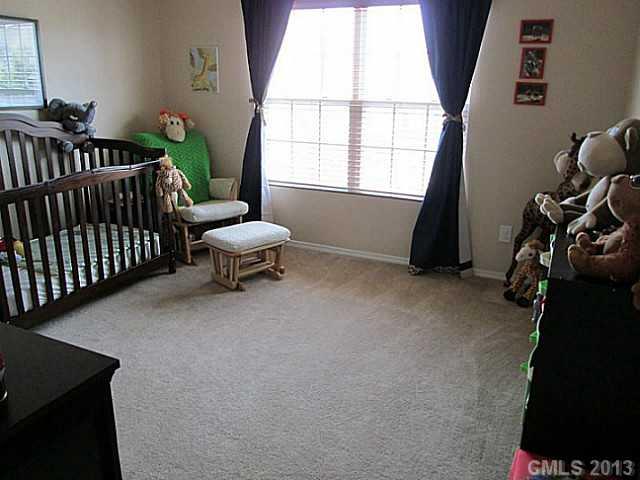8728 Chalkstone Road Charlotte, NC 28216 - Photo 13 of 16 Gallery Image 13