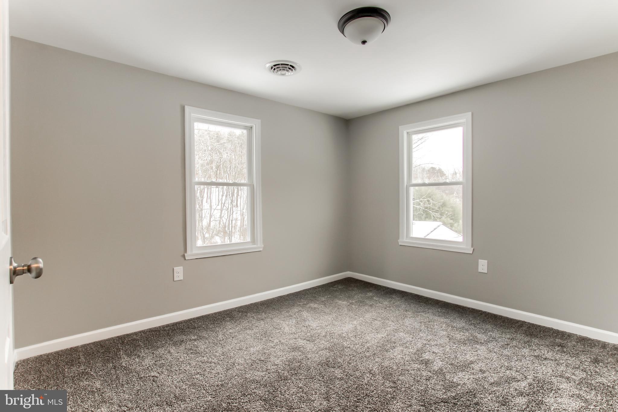 221 Stone Church Road Carlisle, PA 17015 - Photo 9 of 35 Gallery Image 9