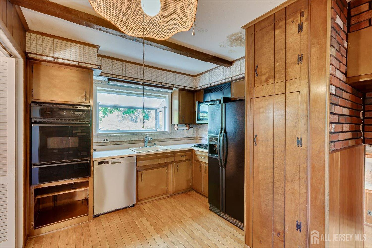 31 Rieder Road Edison, NJ 08817 - Photo 16 of 38