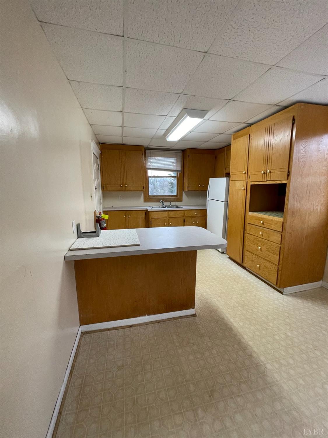 121 Thomas Road Lynchburg, VA 24501 - Photo 12 of 36