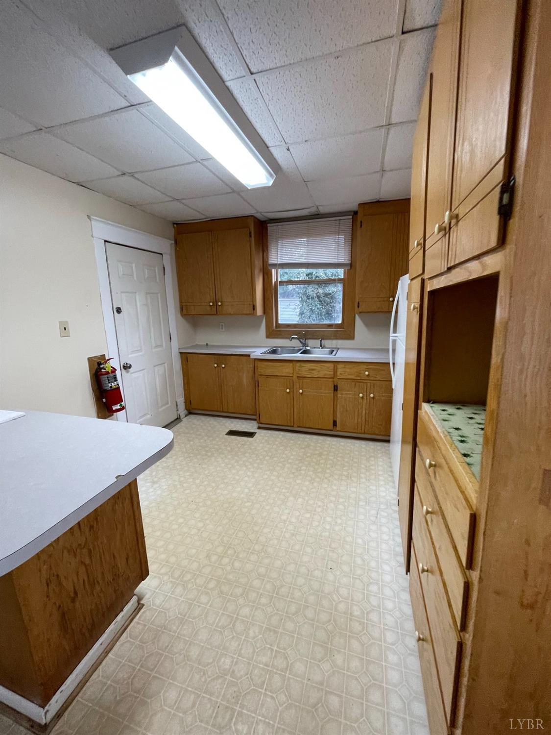 121 Thomas Road Lynchburg, VA 24501 - Photo 13 of 36