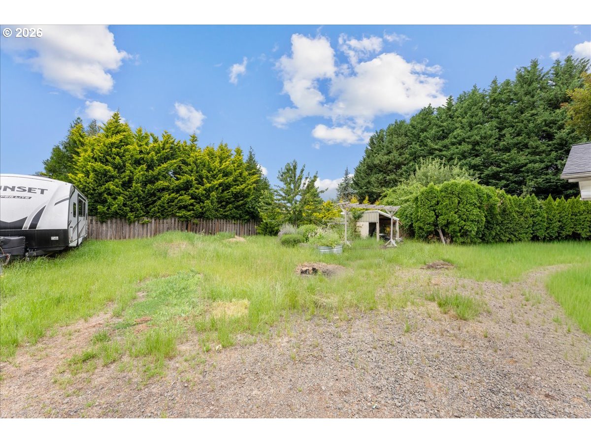 590 North Pershing Street Mount Angel, OR 97362 - Photo 27 of 34