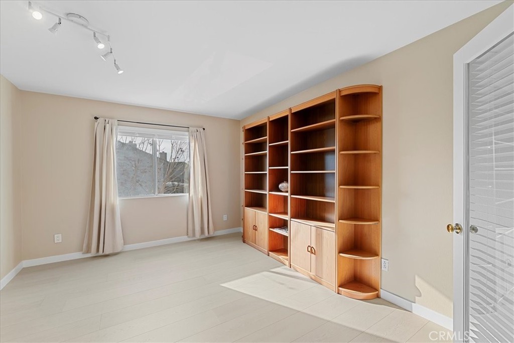 20 Tennessee Irvine, CA 92606 - Photo 15 of 30 Bonus room with bookshelf