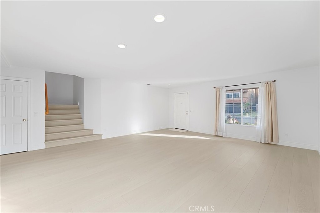 20 Tennessee Irvine, CA 92606 - Photo 4 of 30 Living/Flex room