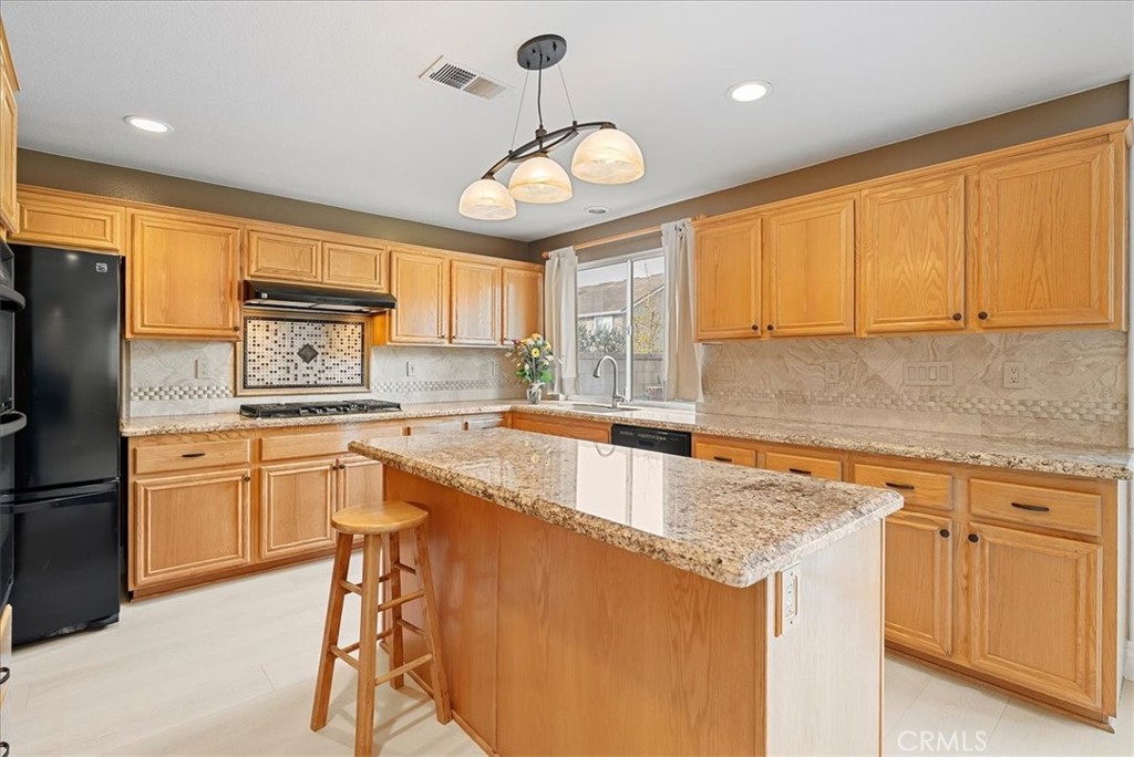 20 Tennessee Irvine, CA 92606 - Photo 7 of 30 Kitchen