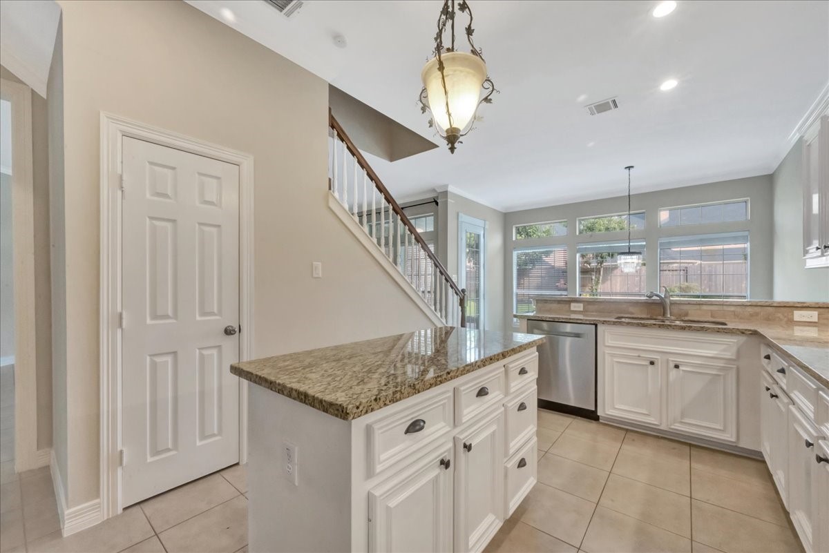 15511 Turtle Oak Court Houston, TX 77059 - Photo 20 of 50