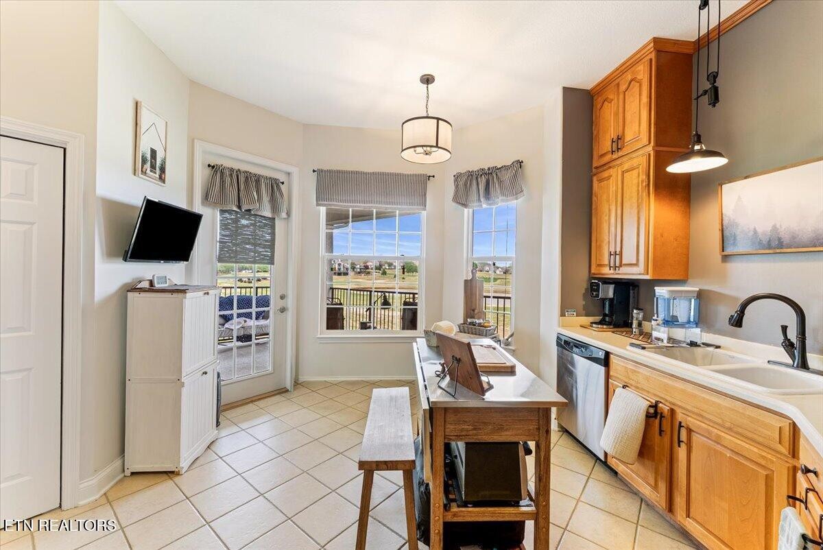 535 Rarity Bay Parkway, Unit D301 Vonore, TN 37885 - Photo 14 of 33