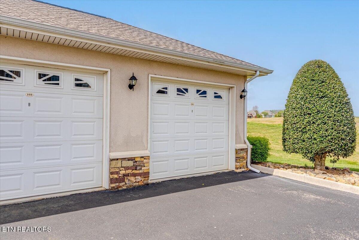 535 Rarity Bay Parkway, Unit D301 Vonore, TN 37885 - Photo 28 of 33